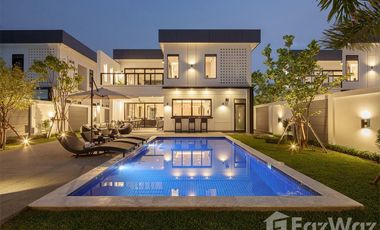 Villa zum Kauf mit 4 Zimmer in Mueang Chiang Mai, Chiang Mai