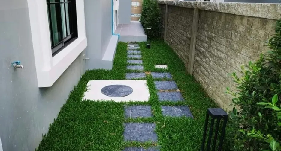 For sale 4 bedrooms house in Min Buri, Bangkok