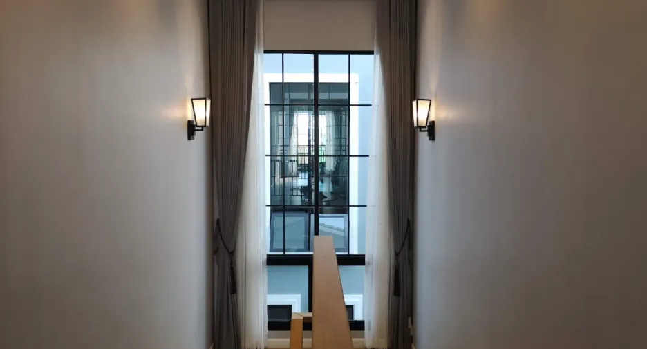 For sale 4 bedrooms house in Min Buri, Bangkok