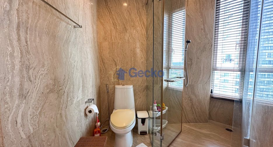 For sale 4 bedrooms condo in Jomtien, Pattaya