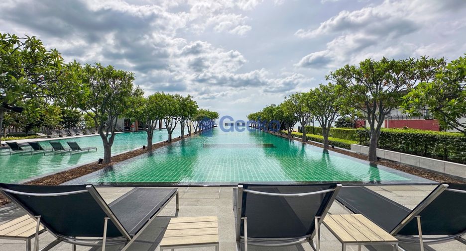 For sale 4 bedrooms condo in Jomtien, Pattaya