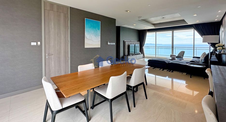 For sale 4 bedrooms condo in Jomtien, Pattaya