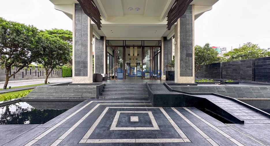 For sale 4 bedrooms condo in Jomtien, Pattaya