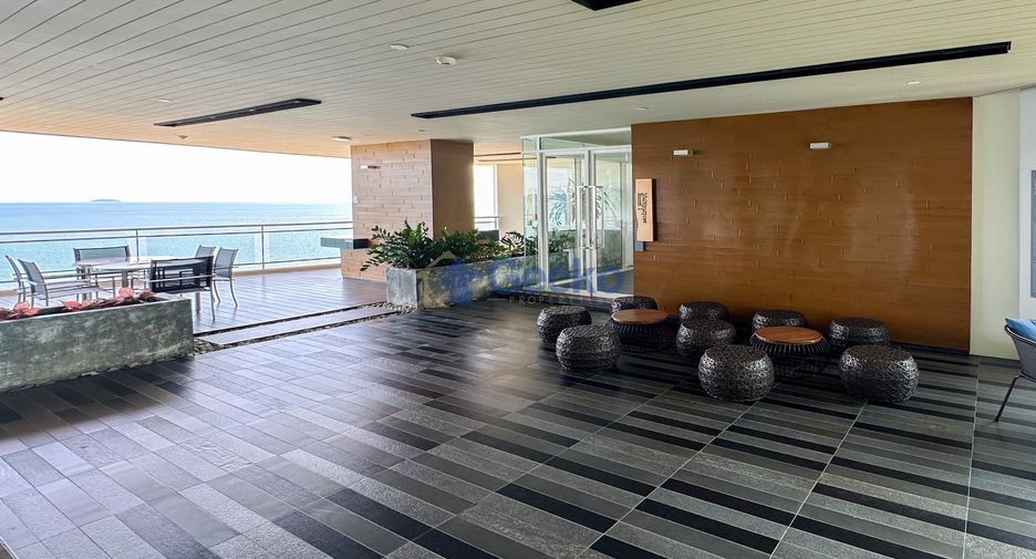 For sale 4 bedrooms condo in Jomtien, Pattaya