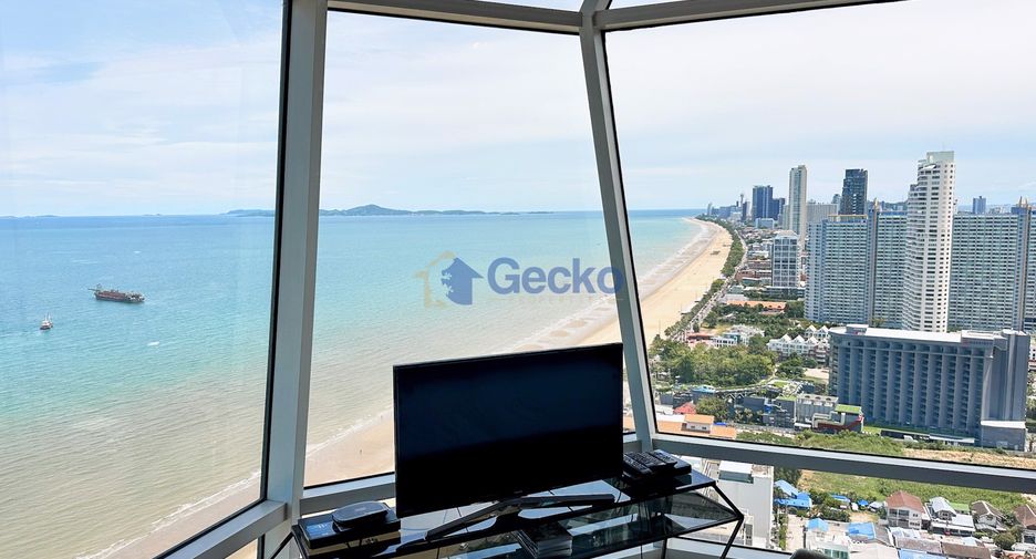 For sale 4 bedrooms condo in Jomtien, Pattaya