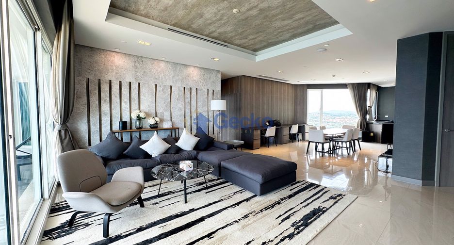 For sale 4 bedrooms condo in Jomtien, Pattaya