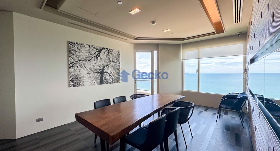 For sale 4 bedrooms condo in Jomtien, Pattaya