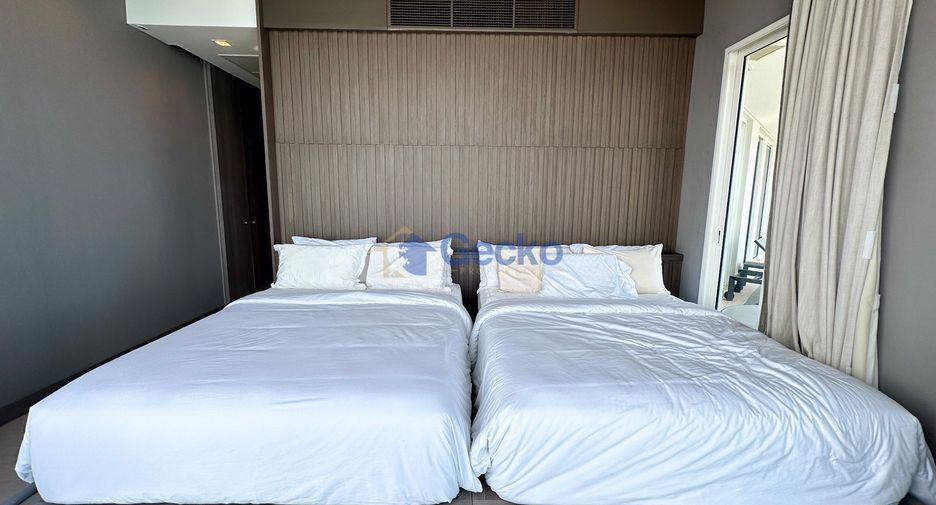 For sale 4 bedrooms condo in Jomtien, Pattaya