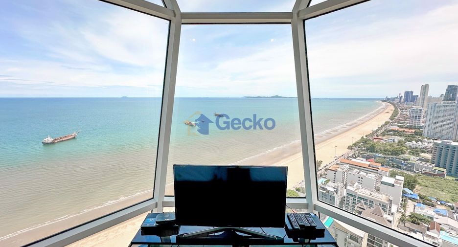 For sale 4 bedrooms condo in Jomtien, Pattaya