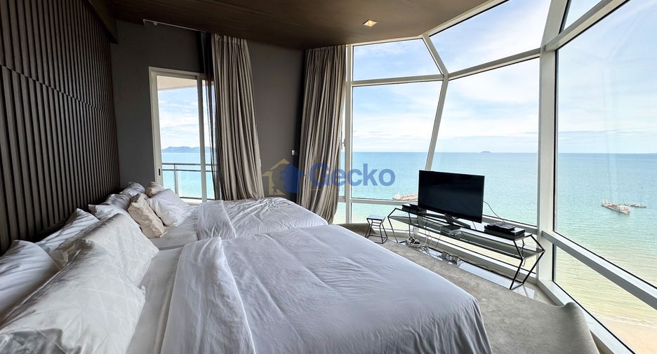 For sale 4 bedrooms condo in Jomtien, Pattaya