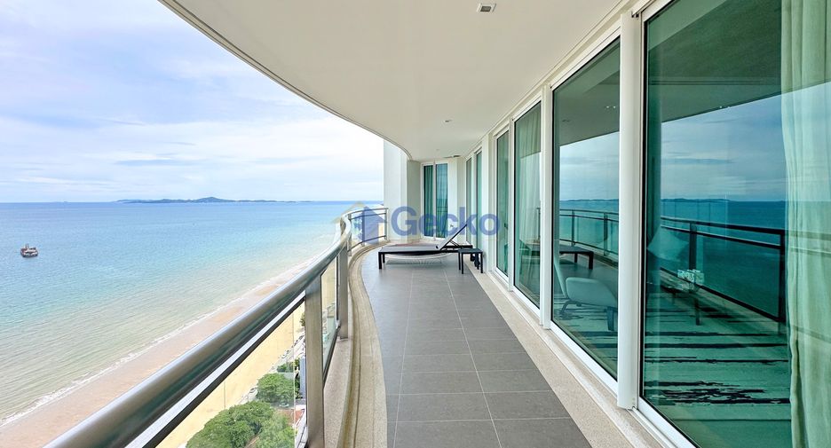 For sale 4 bedrooms condo in Jomtien, Pattaya