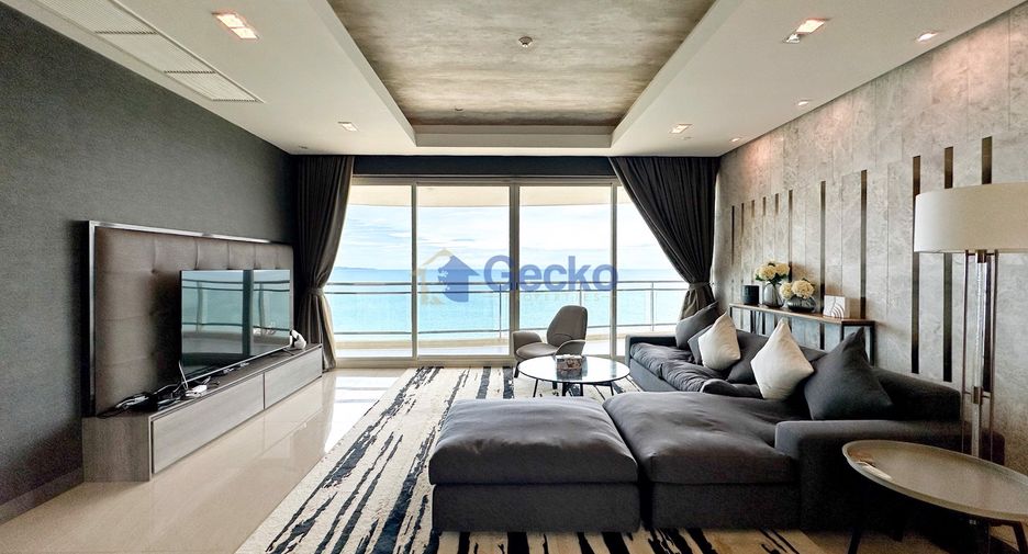 For sale 4 bedrooms condo in Jomtien, Pattaya