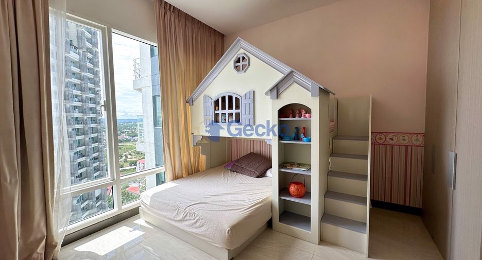 For sale 4 bedrooms condo in Jomtien, Pattaya