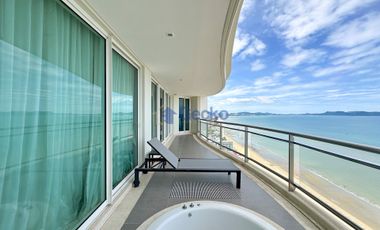 For sale 4 bedrooms condo in Jomtien, Pattaya