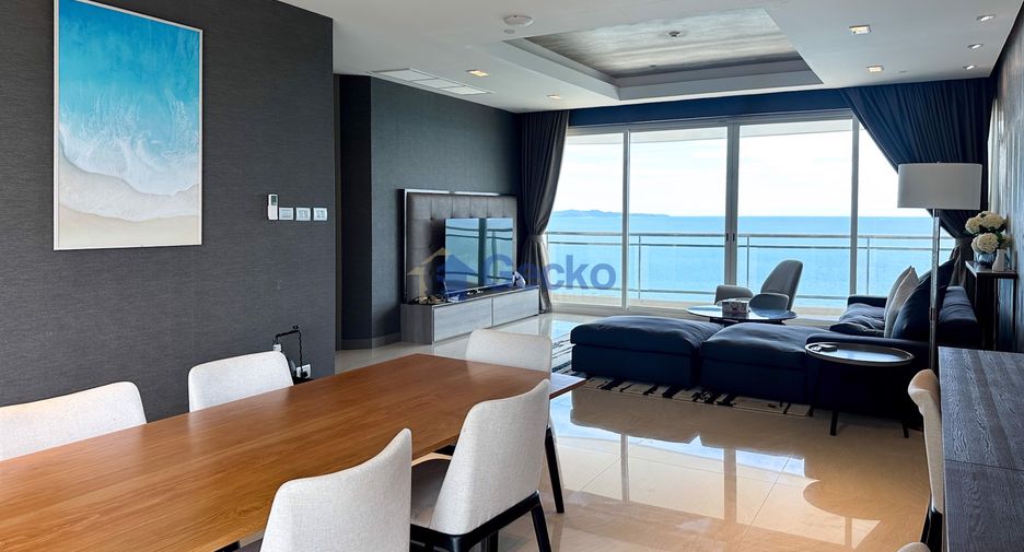 For sale 4 bedrooms condo in Jomtien, Pattaya