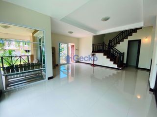 À louer 3 chambres maison à Bang Lamung, Chonburi