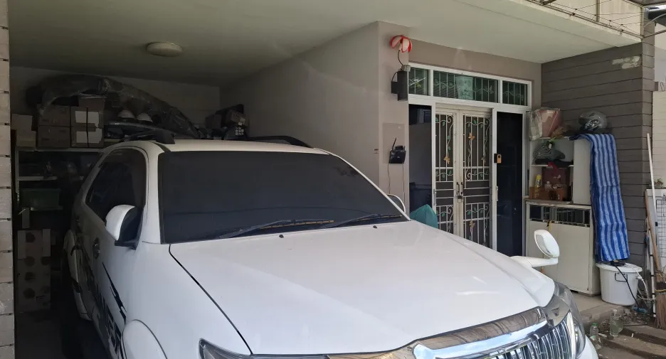 For sale 3 bedrooms townhouse in Bang Khen, Bangkok