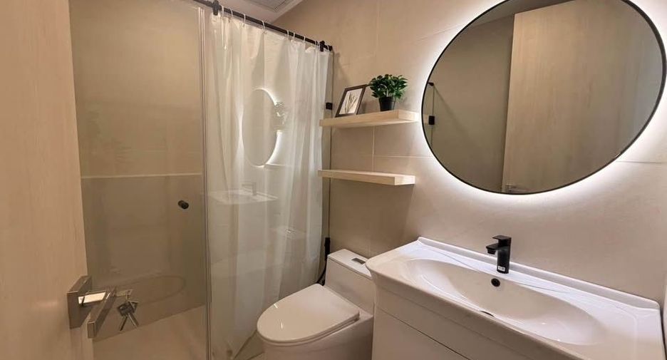 For rent and for sale 3 bedrooms condo in Watthana, Bangkok