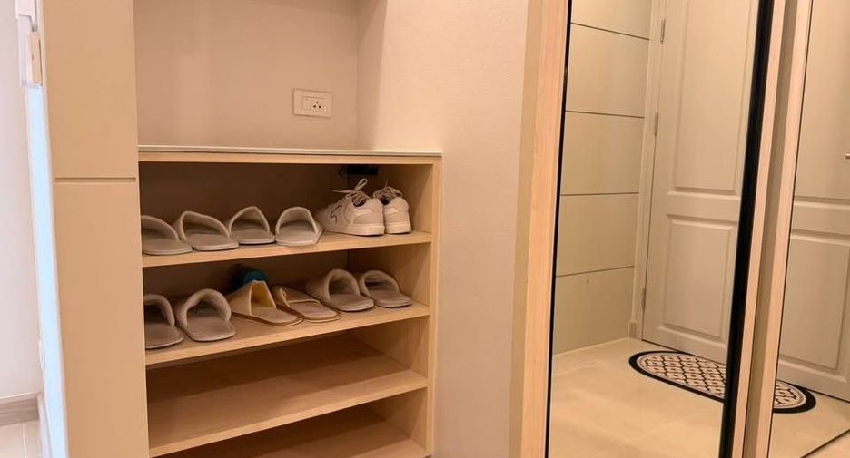 For rent and for sale 3 bedrooms condo in Watthana, Bangkok