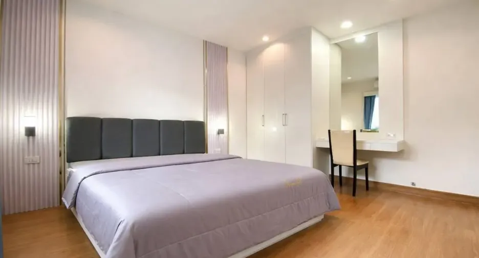 For sale and for rent 4 bedrooms house in Suan Luang, Bangkok
