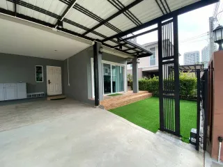 For sale and for rent 4 bedrooms house in Suan Luang, Bangkok