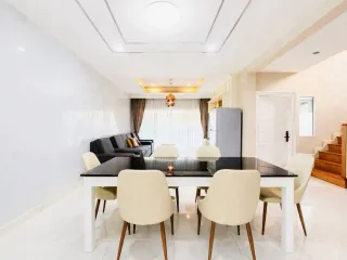 For sale and for rent 4 bedrooms house in Suan Luang, Bangkok
