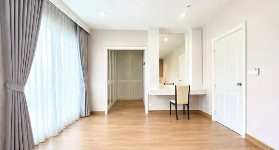 For sale and for rent 4 bedrooms house in Suan Luang, Bangkok
