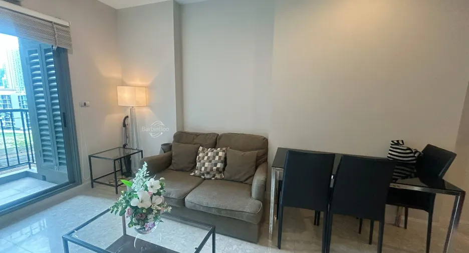 À vendre 1 chambre condo à Khlong Toei, Bangkok