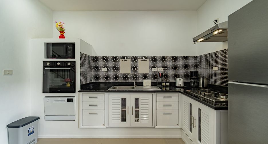For rent 3 ベッドルーム villa in Mueang Phuket, Phuket