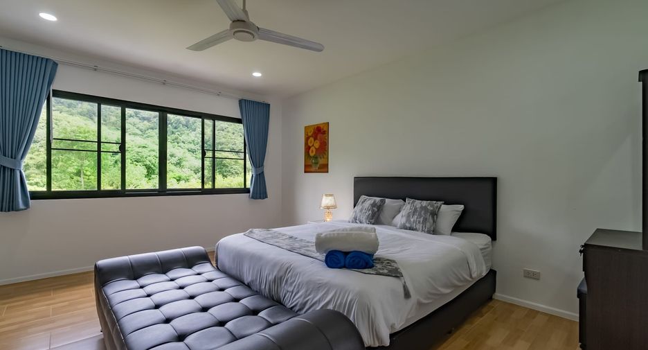 For rent 3 ベッドルーム villa in Mueang Phuket, Phuket