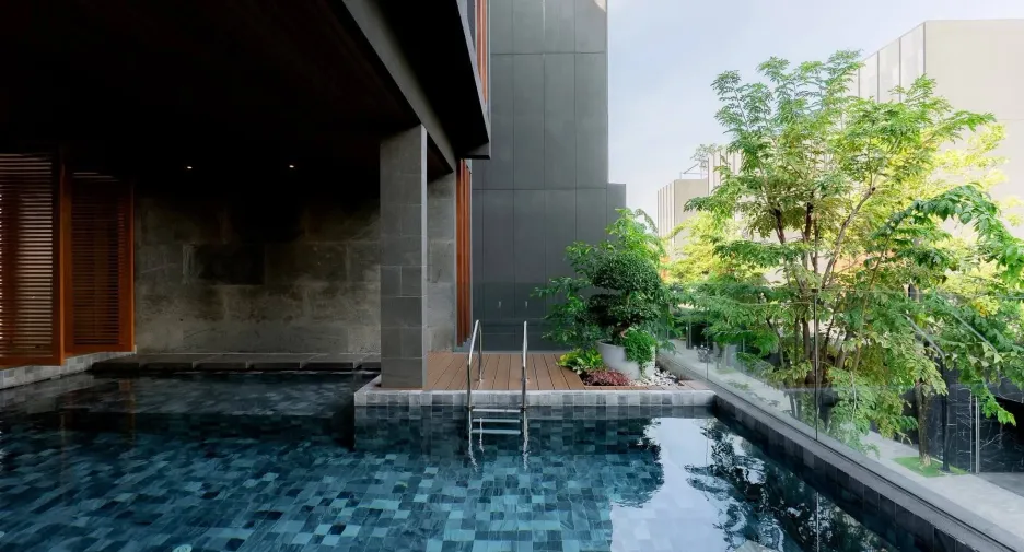 For sale and for rent 5 bedrooms villa in Prawet, Bangkok