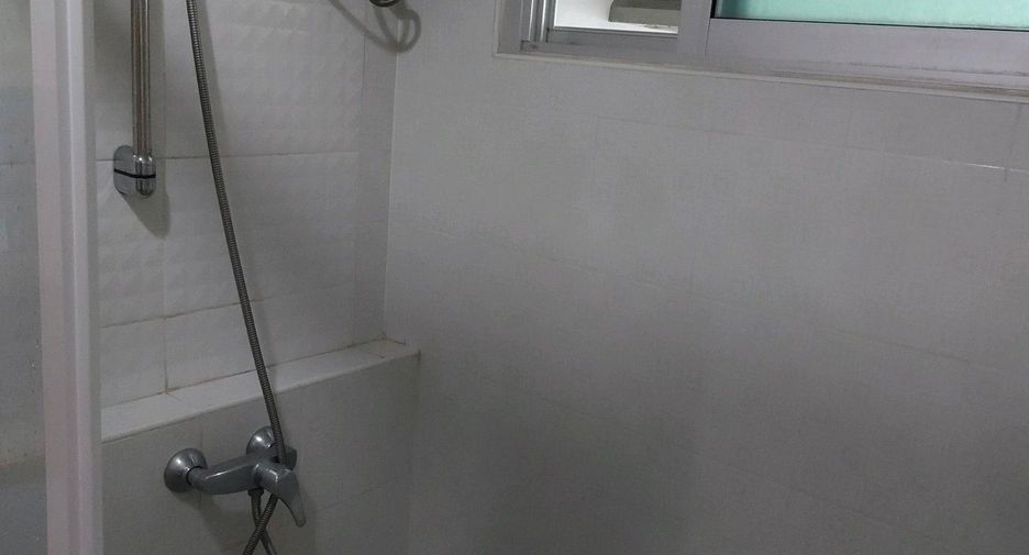 Продажа 1 кровать кондо в Кхлонг Тоеи, Бангкок