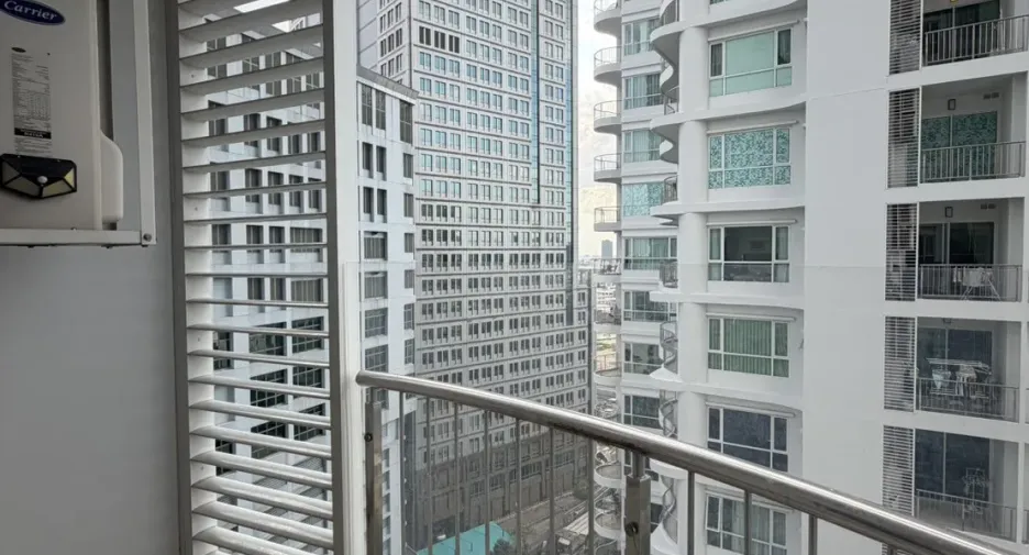 À louer 1 chambre condo à Yan Nawa, Bangkok
