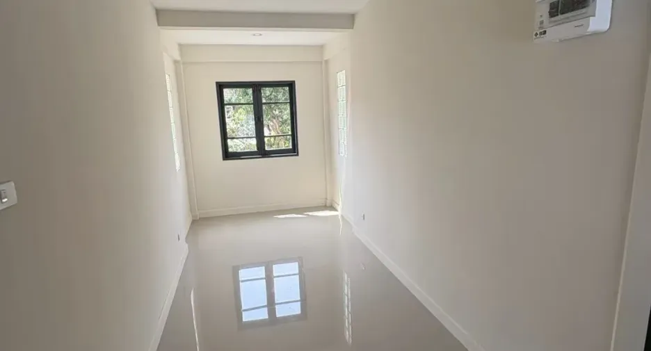 Casa en venta de 3 habitaciones en Thawi Watthana, Bangkok