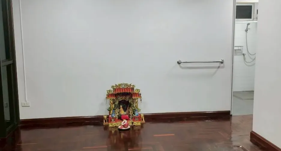 出售 4 卧室 独立屋 在 Taling Chan, 曼谷