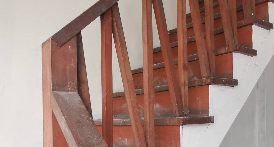 Gewerbefläche zum Kauf mit 4 Zimmer in Watthana, Bangkok