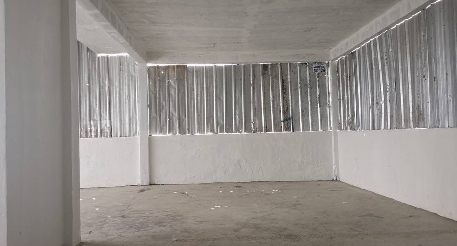Gewerbefläche zum Kauf mit 4 Zimmer in Watthana, Bangkok