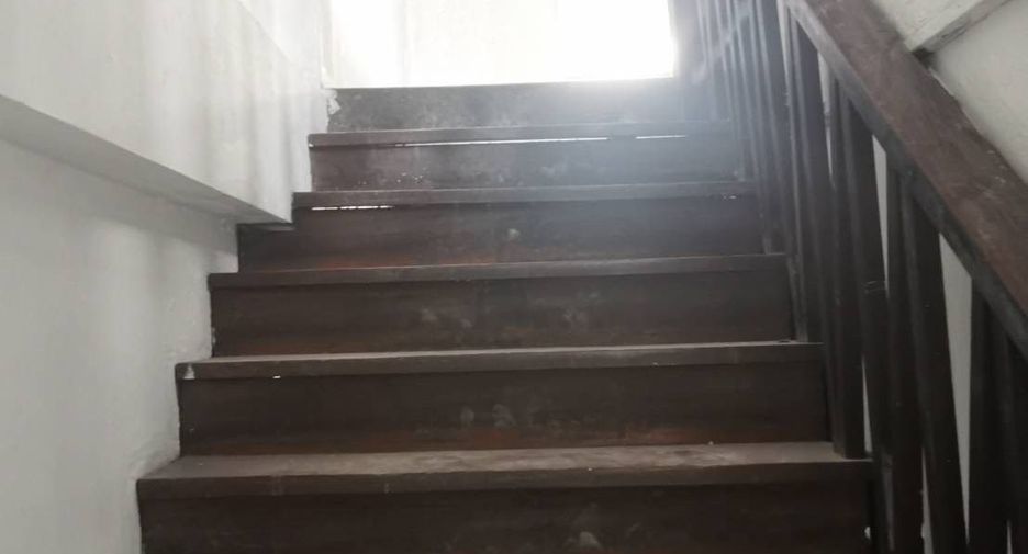 Gewerbefläche zum Kauf mit 4 Zimmer in Watthana, Bangkok