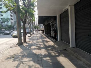 Gewerbefläche zum Kauf mit 4 Zimmer in Watthana, Bangkok