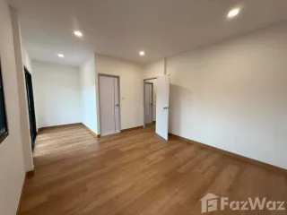 Продажа 3 спальни дом в Пращет, Бангкок