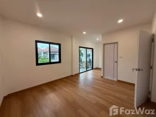Продажа 3 спальни дом в Пращет, Бангкок