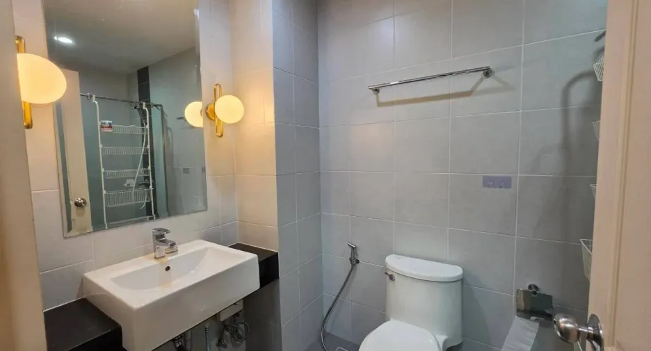 For rent 2 bedrooms condo in Mueang Chiang Mai, Chiang Mai