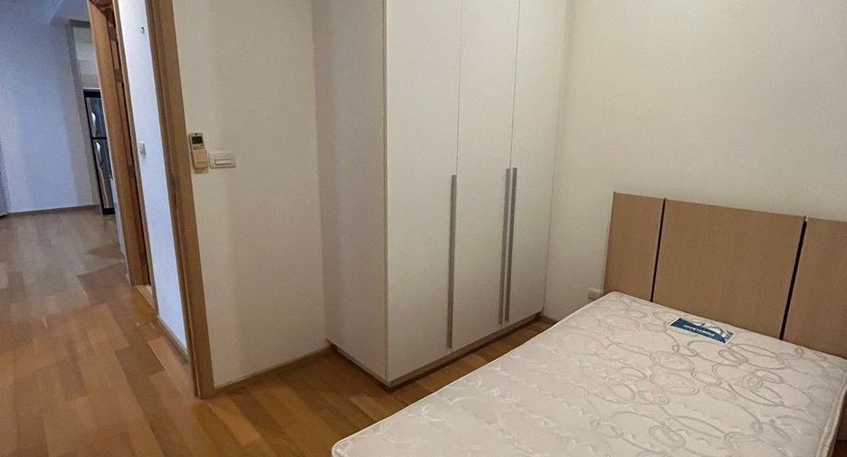 For sale 2 bedrooms condo in Khlong Toei, Bangkok