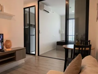 For rent 1 bed condo in Mueang Samut Prakan, Samut Prakan