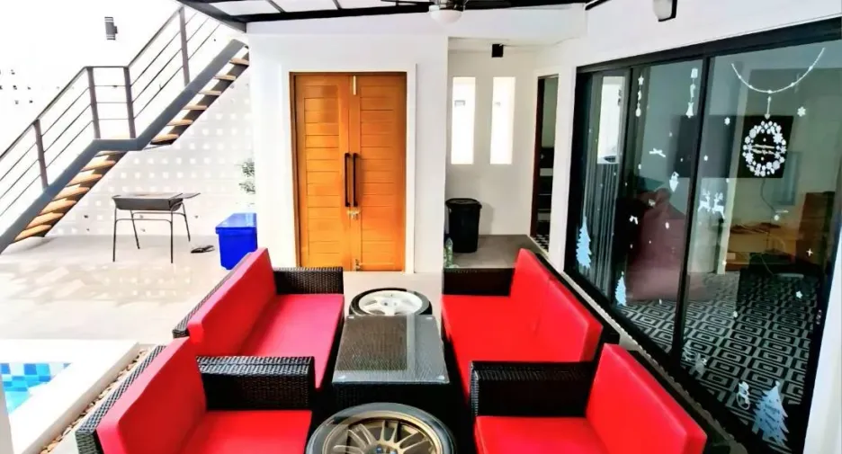 À louer 4 chambres villa à Hua Hin, Prachuap Khiri Khan