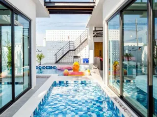 À louer 4 chambres villa à Hua Hin, Prachuap Khiri Khan