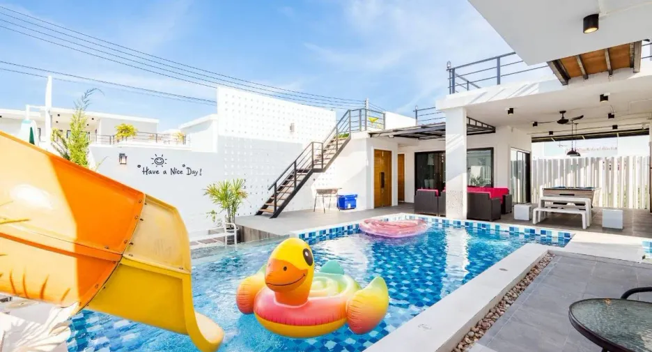À louer 4 chambres villa à Hua Hin, Prachuap Khiri Khan
