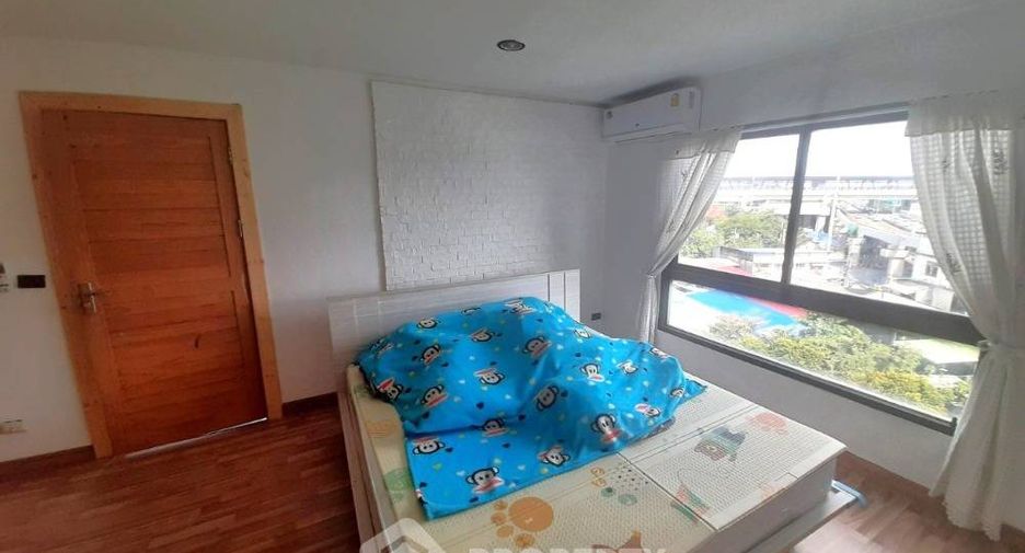For sale 1 bed condo in Bang Khen, Bangkok