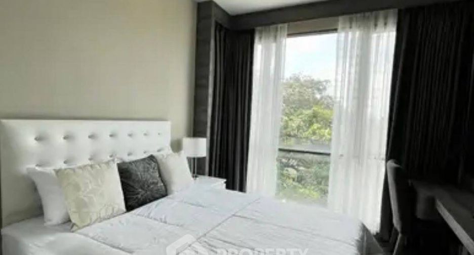 For sale 2 bedrooms condo in Khlong Toei, Bangkok