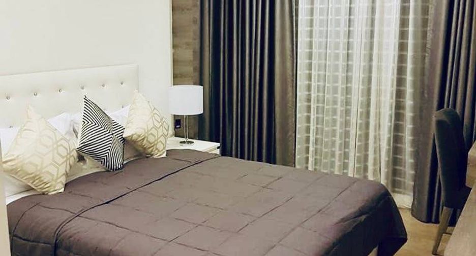 For sale 2 bedrooms condo in Khlong Toei, Bangkok